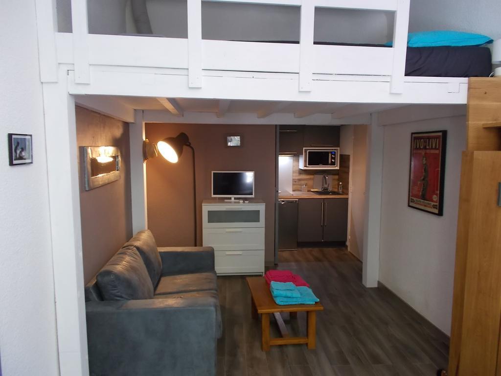 Studio Des Halles Apartment อาวีญง ภายนอก รูปภาพ