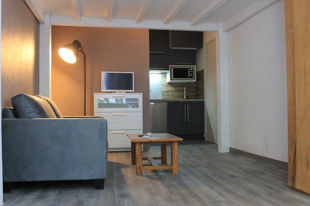 Studio Des Halles Apartment อาวีญง ภายนอก รูปภาพ